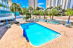 3rd Floor Studio w Beach Access Shared Heated Pool WD Partial AC Free WiFi