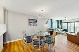 Extraordinary Gulf front condo w screened in balcony WD AC heated pool pool spa - Image 2