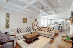 Brand New Luxury Home w Pool Spa Washer Dryer and Gourmet Kitchen