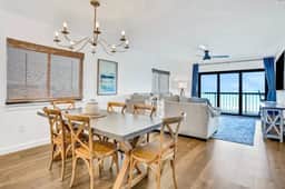 Newly renovated top floor corner condo with Gulf front views pool and hot tub - Image 2