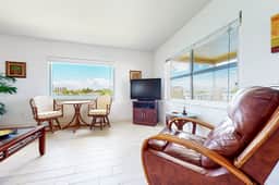 Bayfront 2nd floor condo in great location with water views dock WD balcony