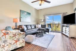 Bay front condo shared pool and hot tub right next to the beach - Image 2