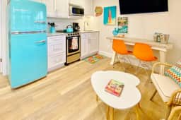 Retro chic beachfront studio mere steps from sand grilling area and shuffleboard