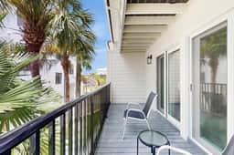 4 Dog-Friendly Homes | Sleeps 24 | Walk to Beach