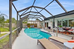 Spacious family friendly pool home with hot tub and game room near Gulf beaches