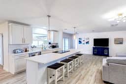 Bright and open home with private pool screened lanai enclosed yard and WD - Image 2