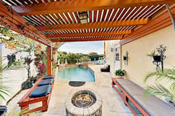 Waterfront Wonder Private Pool Spa and Outdoor Kitchen Game Room and Dock - Image 2