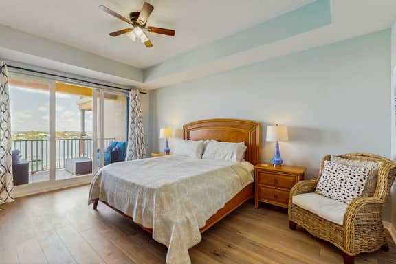 Dog friendly bayfront 4th floor condo with bay views heated pool pool spa WD