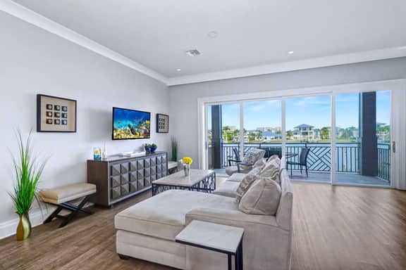 Lavish Condo with WiFi Patio Shared Hot Tub Pool and Intracoastal Waterway View