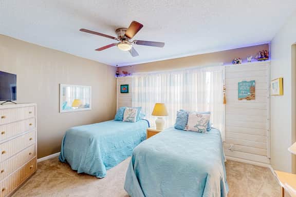 Ground floor condo with golf course views pool and beach access