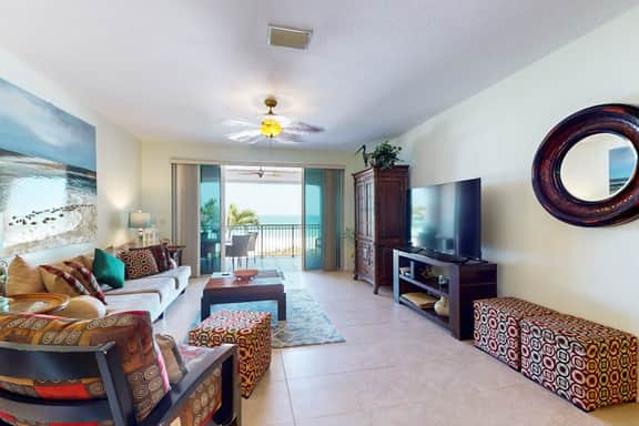 Gulf front townhome right on the beach with pool and balcony snowbird friendly