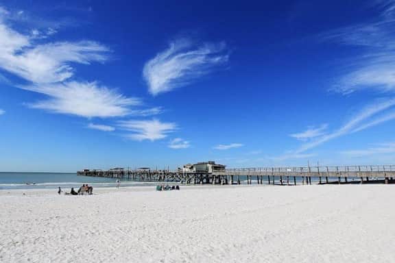 Beachfront corner condo w private balcony heated pool hot tub picnic tables