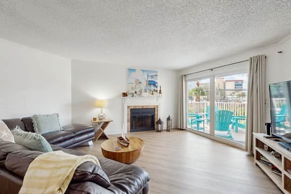 Modern cottage with peek a boo side Gulf view and beachfront heated pool and spa - Image 2