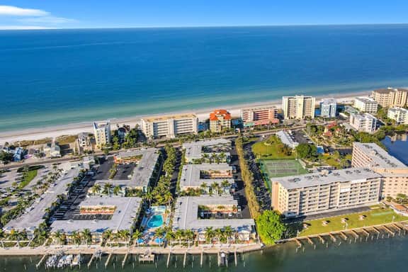 Spacious Snowbird Friendly