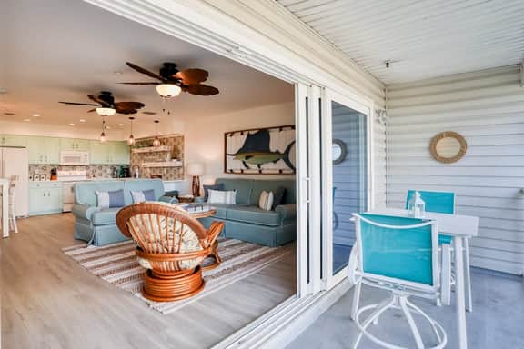Beautifully Updated Dog Friendly Condo with Heated Pool and Ocean View
