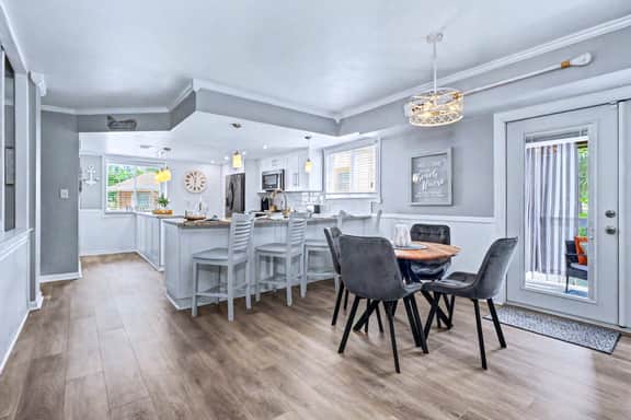 Relaxed Indian Rocks Beach Townhome Near Gulf