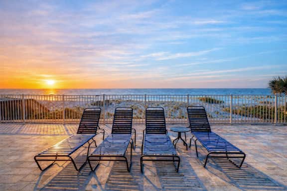 Snowbird friendly beachfront condo with pool tennis and AC dog friendly - Image 2