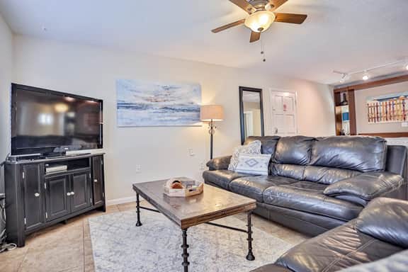 Quiet Waves 20 Condo with Pool Steps to Dining Shopping and St Pete Beach