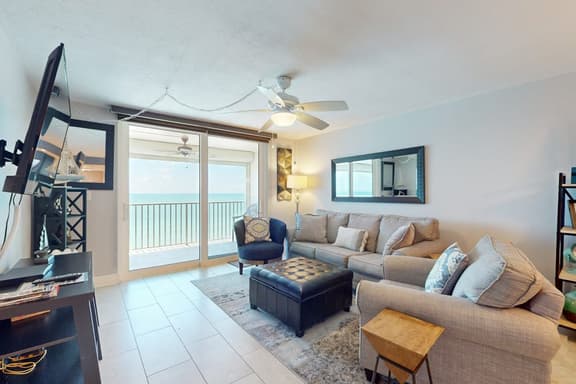 Beachfront condo with amazing Gulf views pool hot tub grills balcony and WiFi - Image 1