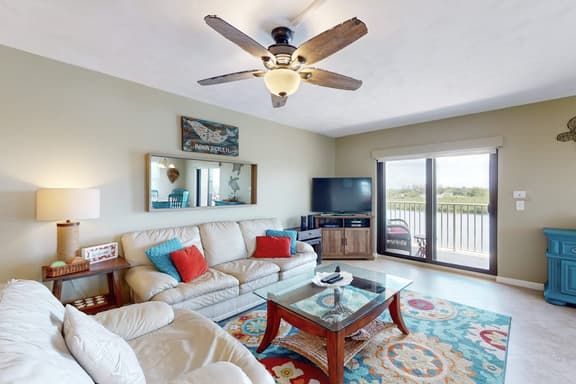 Intracoastal perch across from the beach with heated pool dock and pickleball - Image 1
