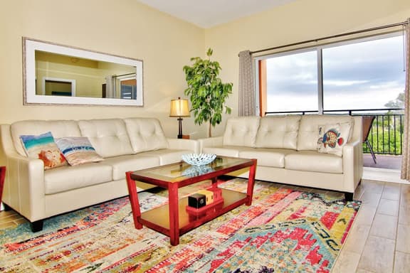 Waterfront condo with marina views walk to John s Pass - Image 1