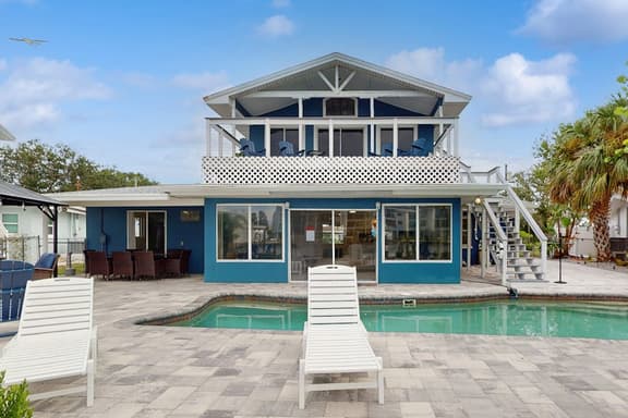 Waterfront home with private pool deck and patio 1/2 mile to the beach - Image 1