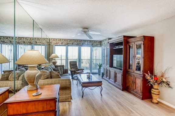 Second floor condo with pool and tennis court private WD and central AC