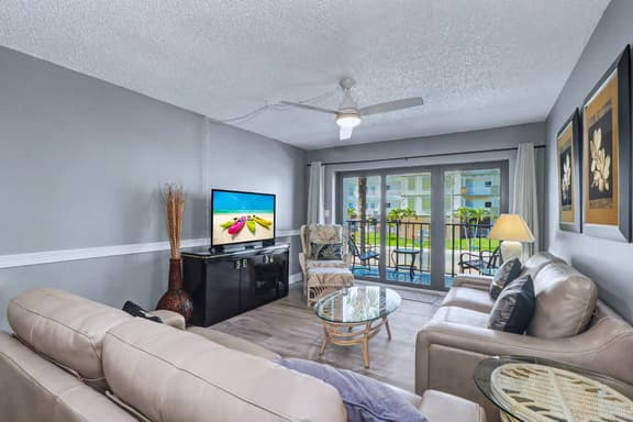 Steps to Beach + Pool in Madeira Beach - Image 1