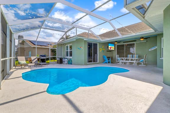Palm Harbor Retreat with Pool, Firepit, Pool Table & Pet-Friendly - Image 1